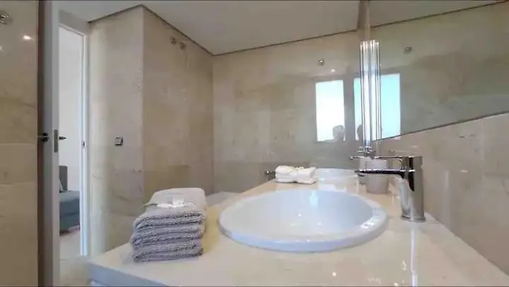 Urb Jardines De Sotogrande Duplex, 120 M2 Apartment